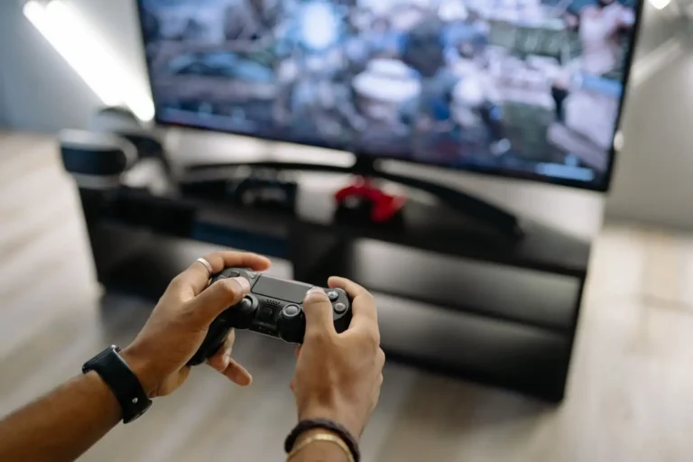 PlayStation Plus : comprendre les formules Essential, Extra et Premium