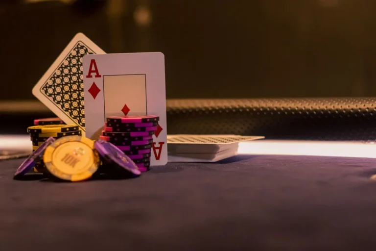 Le tableau de blackjack : comment le lire, vraiment
